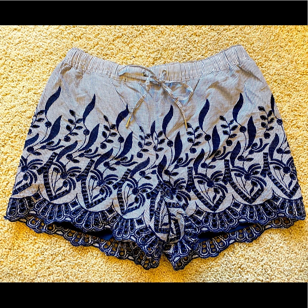 Vince Camuto Tie Floral Shorts